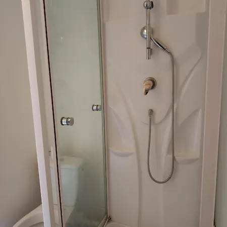 27 M2 Hyper Centre